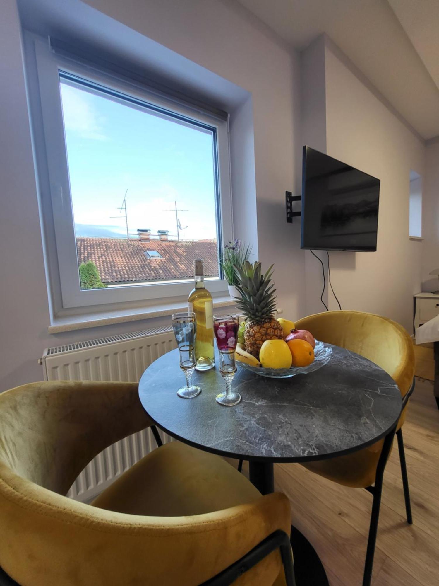 Villa Vino & Grad Zagreb Exteriör bild